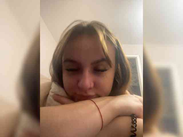 alina08 webcam
