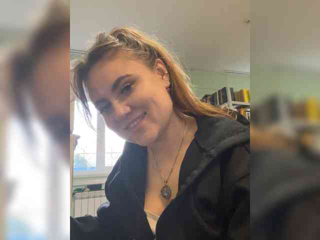 alina08 webcam