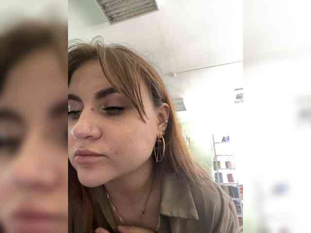 alina08 webcam