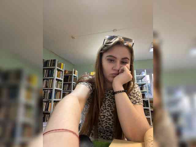 alina08 webcam