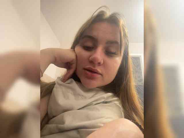 alina08 webcam