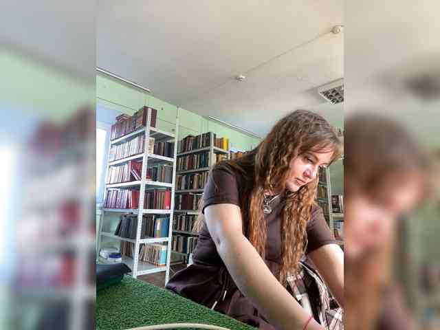 alina08 webcam