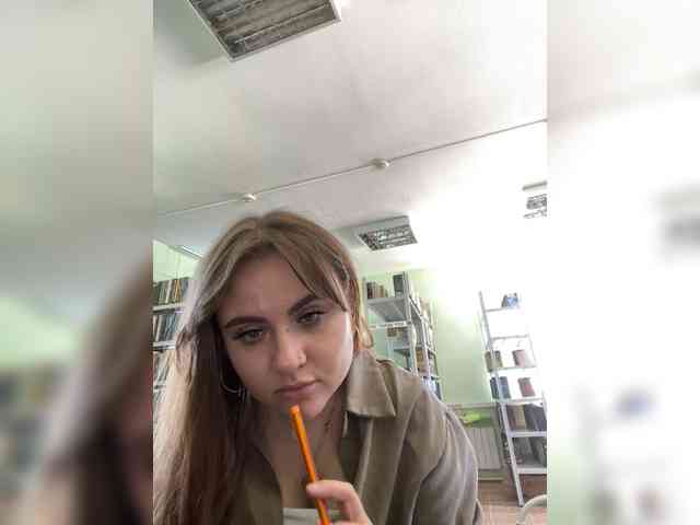 alina08 webcam