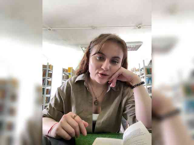 Ця модель зараз онлайн. alina08