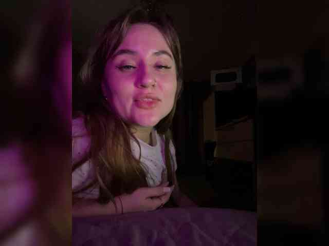 alina08 webcam