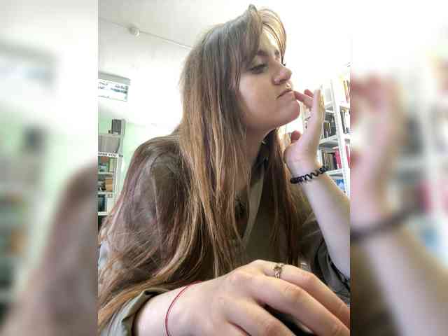 alina08 webcam