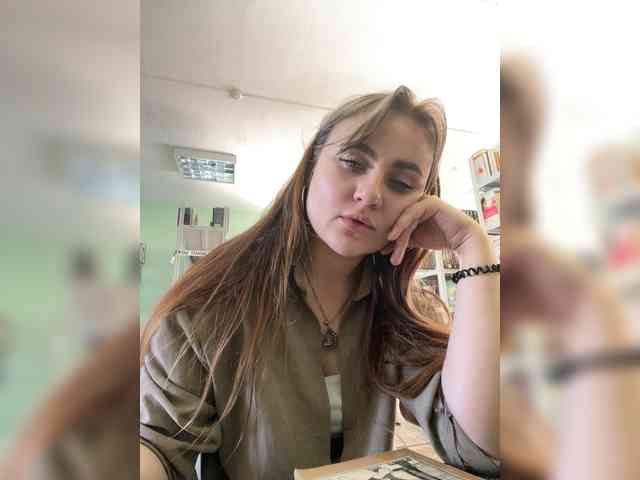 alina08 webcam
