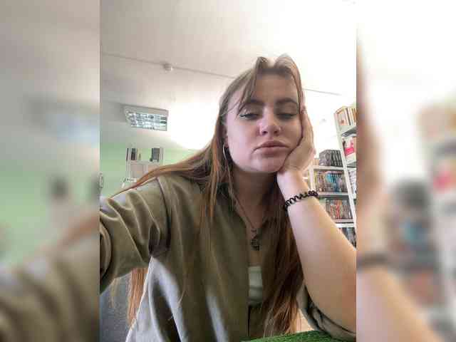 alina08 webcam
