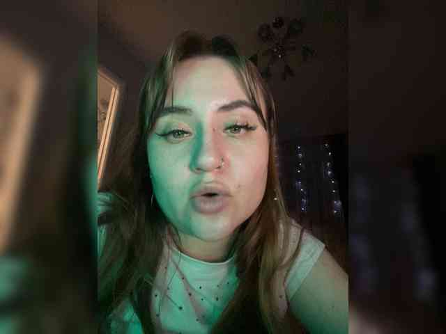 alina08 webcam