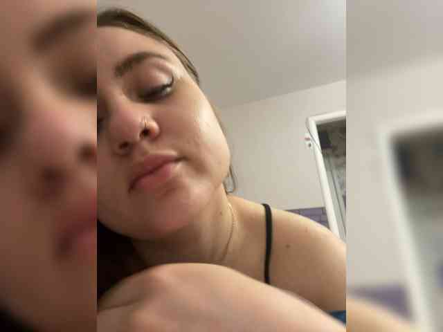 alina08 webcam