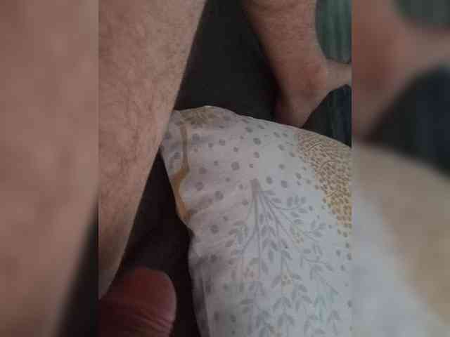 Maks18plysRUS Sex Cam Show