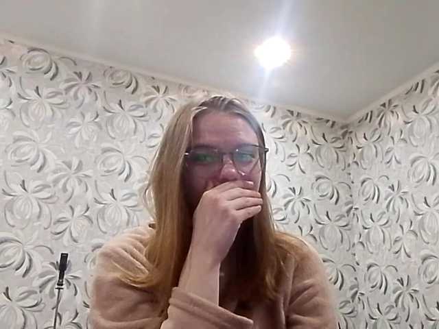 GertudeGilligan live cam on BongaCams