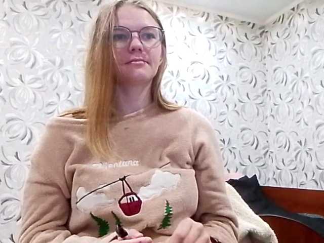 GertudeGilligan live cam on BongaCams