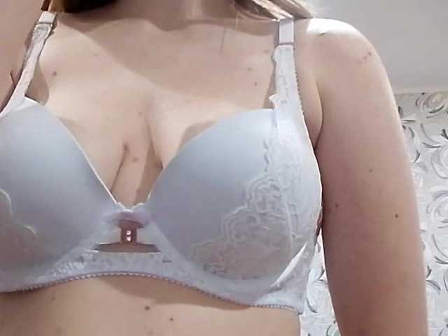 GertudeGilligan live cam on BongaCams