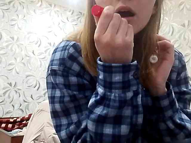 GertudeGilligan webcam