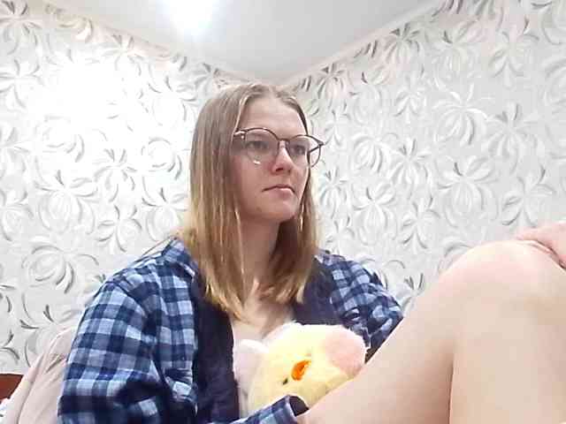 GertudeGilligan webcam