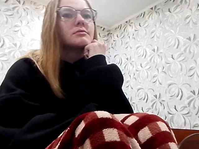 GertudeGilligan webcam