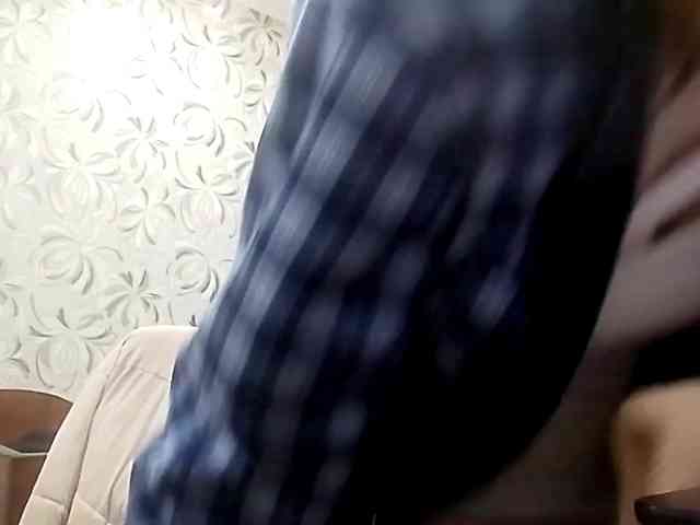 GertudeGilligan webcam