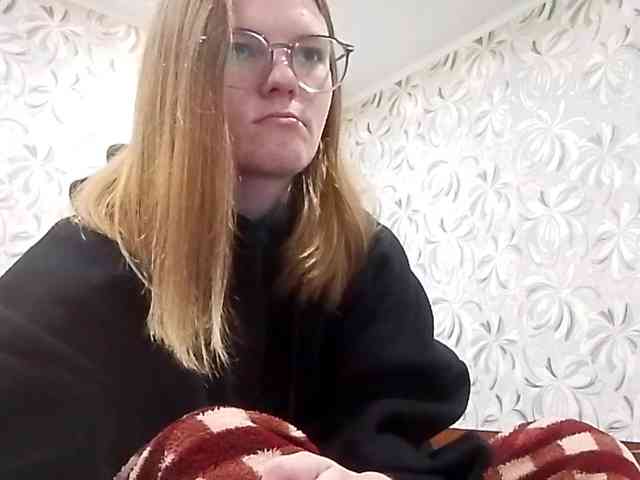 GertudeGilligan webcam