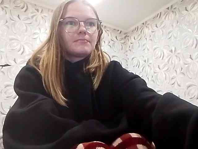 GertudeGilligan webcam