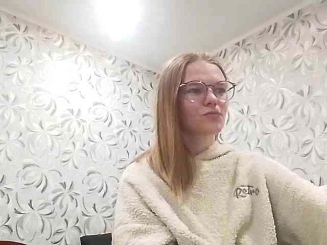 GertudeGilligan webcam