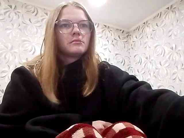 GertudeGilligan webcam
