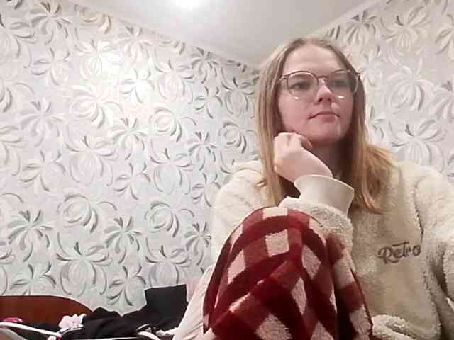 GertudeGilligan webcam