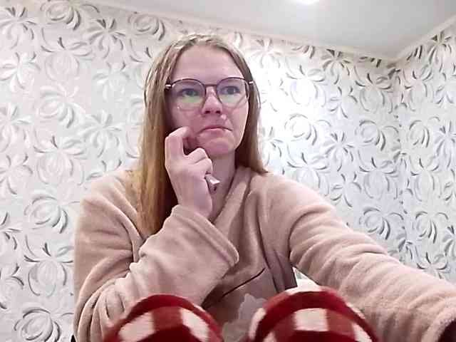 GertudeGilligan webcam