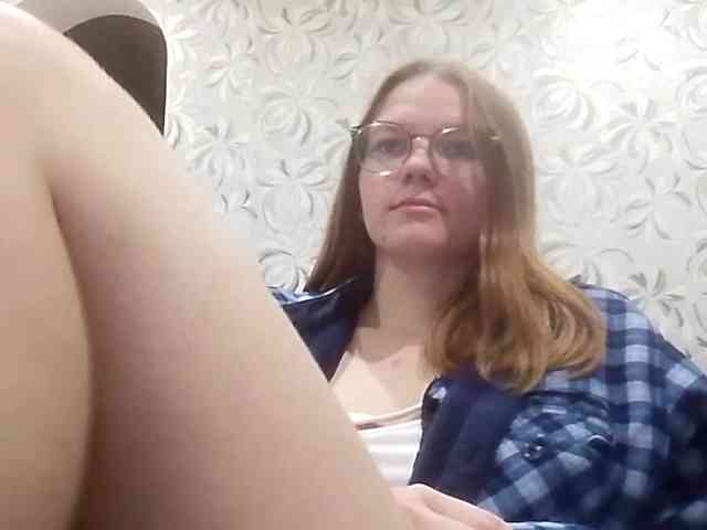 GertudeGilligan webcam
