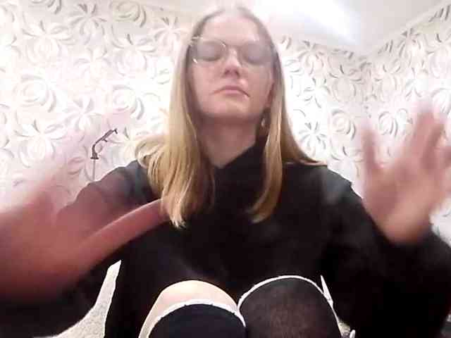 GertudeGilligan webcam