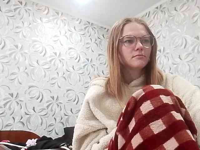 GertudeGilligan webcam