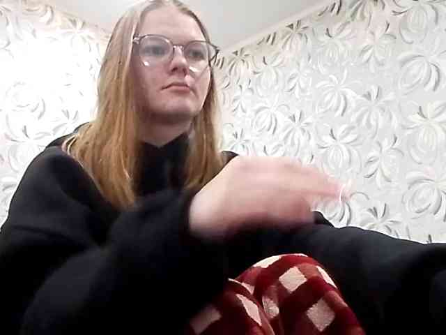 GertudeGilligan webcam