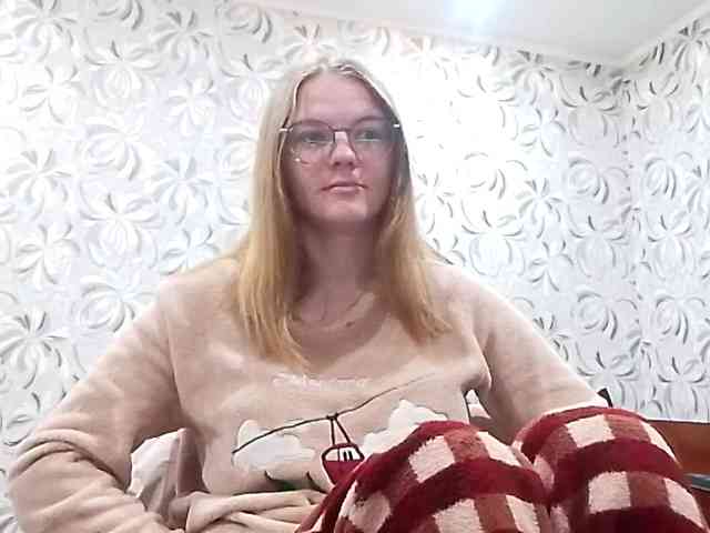 GertudeGilligan webcam