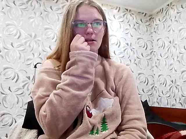 GertudeGilligan webcam