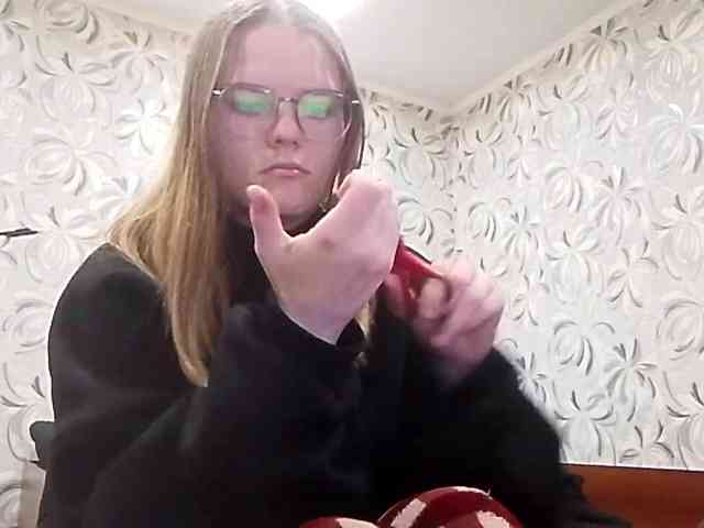 GertudeGilligan webcam