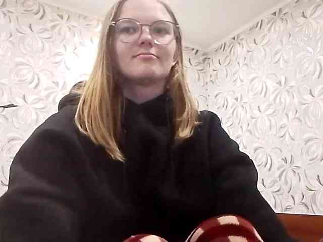GertudeGilligan webcam