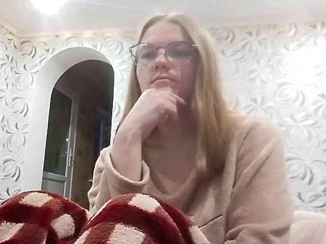 GertudeGilligan webcam