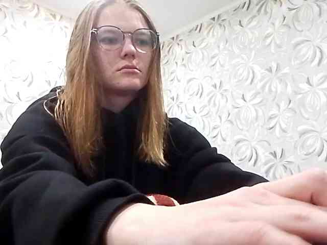 GertudeGilligan webcam