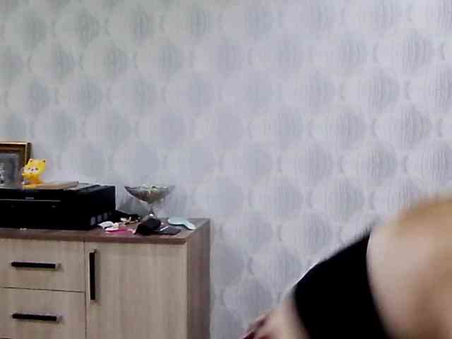 GertudeGilligan webcam