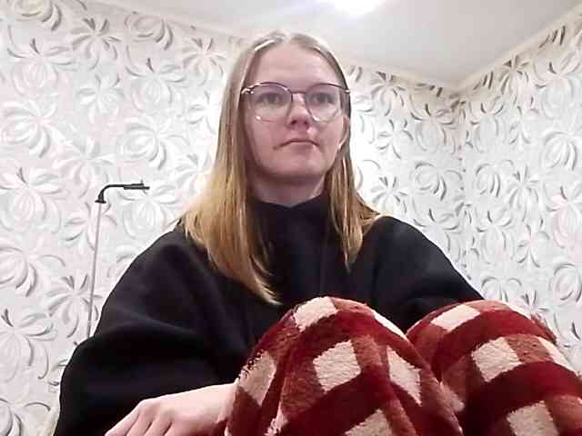 GertudeGilligan webcam
