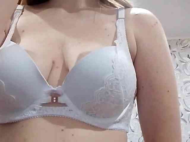GertudeGilligan webcam