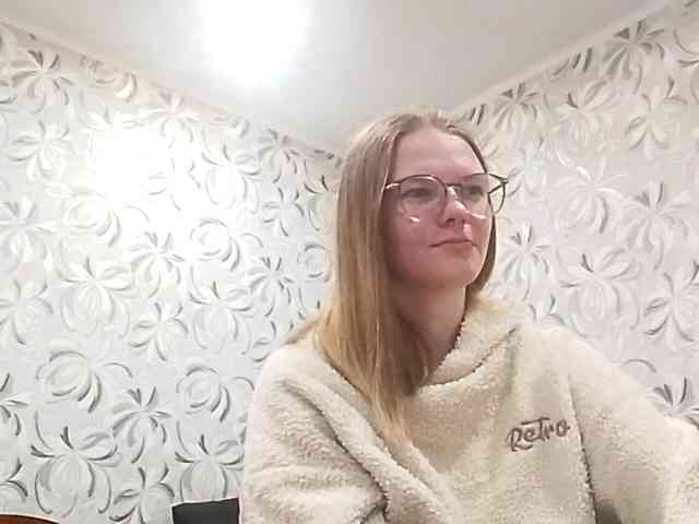 GertudeGilligan webcam