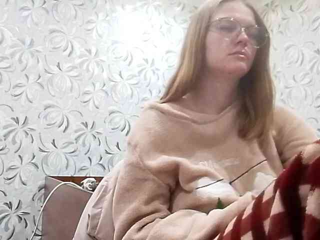 GertudeGilligan webcam