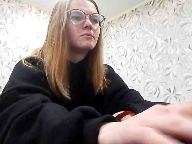 GertudeGilligan webcam