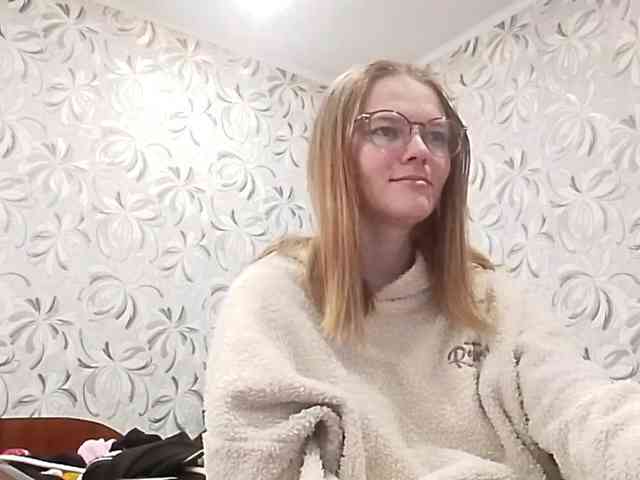 GertudeGilligan webcam