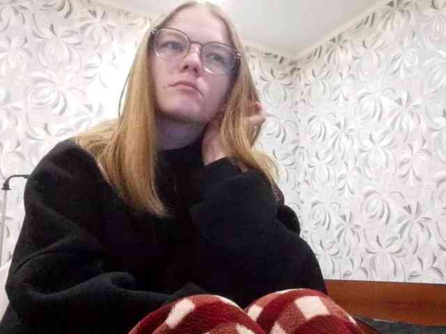 GertudeGilligan webcam