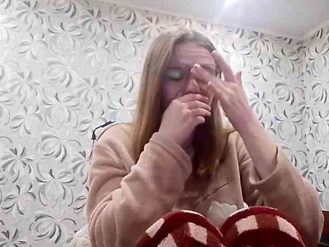 GertudeGilligan webcam