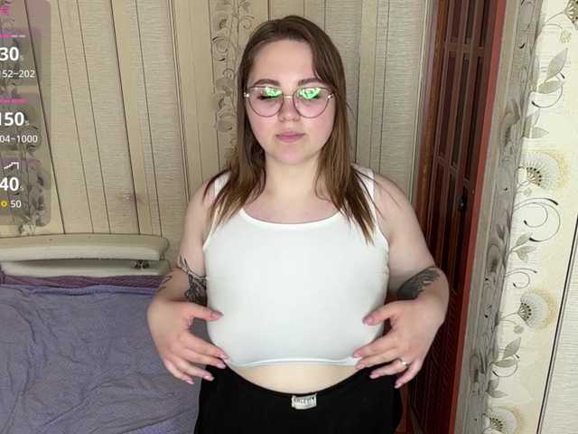 AlysonBussiere live cam on BongaCams