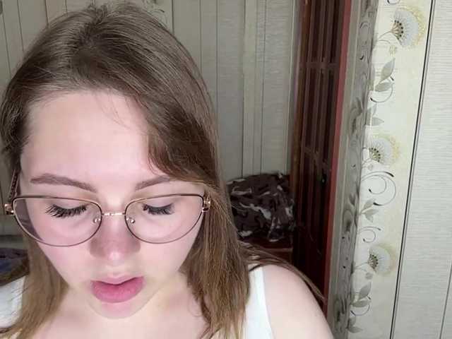 AlysonBussiere live cam on BongaCams