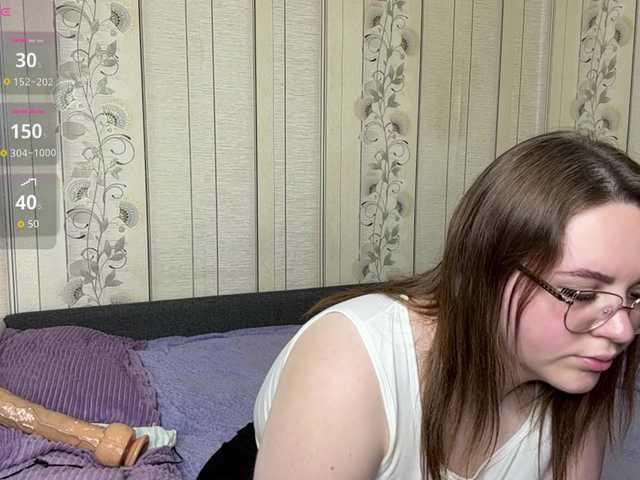 AlysonBussiere live cam on BongaCams